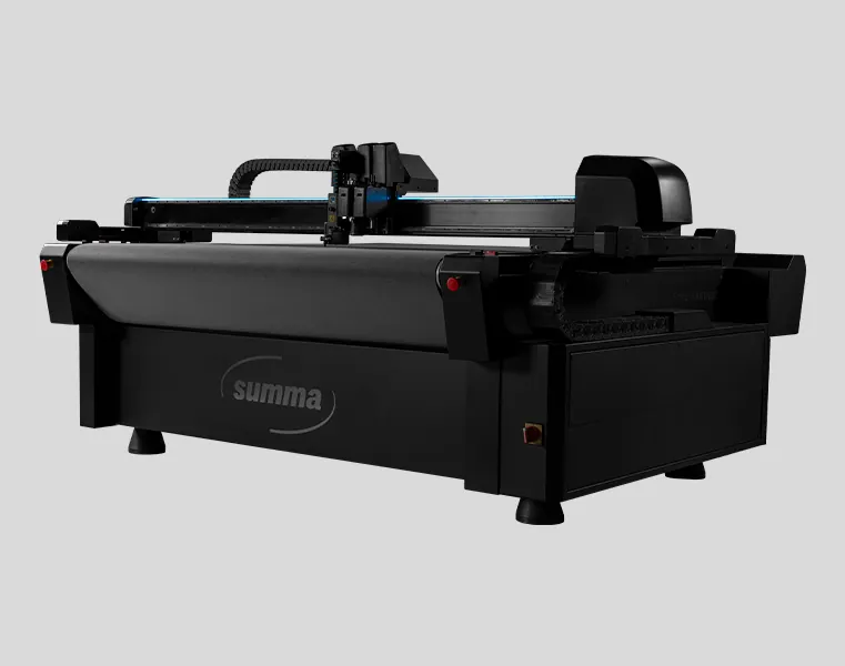 Summa F1612 Vantage — visuel constructeur de gamme ; largeur et tête selon configuration